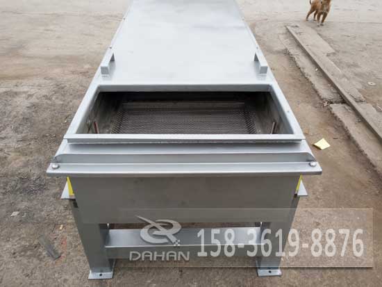 不銹鋼直線(xiàn)振動(dòng)篩